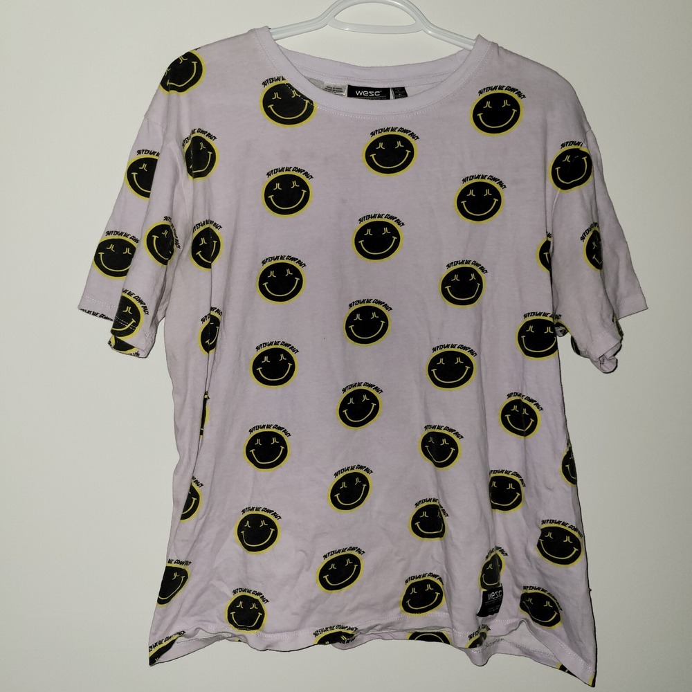 WeSC Superlative Conspiracy Smiley Face All Over Print T-Shirt Gray Mens Large